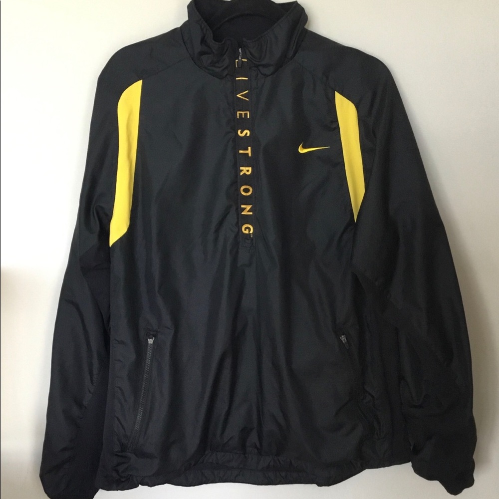 Nike Livestrong Men’s Jacket Size large